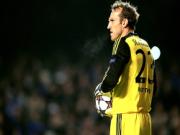 Thủ môn Chelsea lập kỉ lục tại Champions League