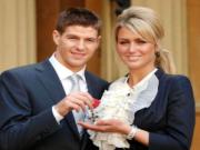 Bị kiện ngược, Gerrard gặp "ác mộng" trước World Cup