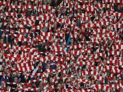 Không chỉ cầu thủ, CĐV Anh khốn khổ vì Boxing Day