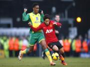 Shinji Kagawa lạc lõng giữa bầy "Quỷ đỏ"