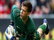 Szczesny suýt "biếu" Remy bàn thắng dở khóc, dở cười