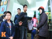 Quốc Vượng bán vé xe Tết ở Hà Nội