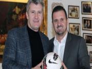 Huyền thoại một thời của Real tự tin về khả năng đi tiếp của đội nhà