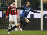 "Người hùng" Inter rơi nước mắt với bàn thắng vào lưới Milan