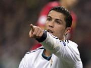 Ronaldo đàm phán gia hạn hợp đồng với Real: Không ký là bán!