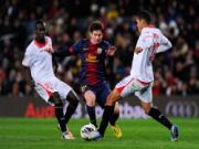 Barca may mắn đánh bại Sevilla sau trận cầu siêu nghẹt thở
