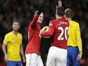 Hàng công M.U: Rooney không chịu kém Van Persie