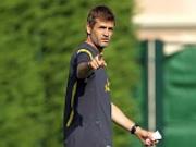 Báo động Barca: Nước xa sao cứu được lửa gần