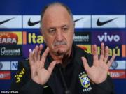 HLV Scolari "cao giọng" trong lần trở lại đảo quốc sương mù