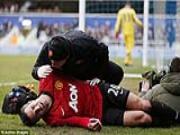 Van Persie dính chấn thương: Nỗi sợ hãi cho M.U