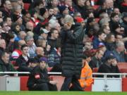 Arsene Wenger lên tiếng phủ nhận tin đồn ra đi