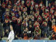 Đến fan Barca cũng phát cuồng vì Ronaldo