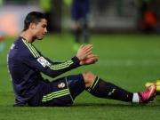 Real Madrid lại bị "ném đá hội đồng"