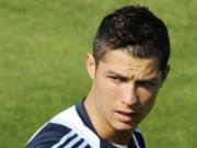 C.Ronaldo chia sẻ về cuộc sống: Một CR7 bác ái!