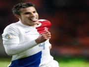 Robin Van Persie nổ súng trở lại: Điềm lành cho Man Utd