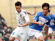 Bóng đá Việt Nam: Dìu nhau qua cơn bão