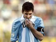 Argentina bị mất điểm: Hãy để Messi được quyền thở!