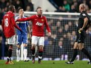 M.U - Chelsea, còn 2 ngày: Howard Webb sẽ “đền bù” cho M.U?