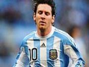 Lionel Messi khóc lóc, "phủi" trách nhiệm