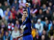 Van Persie mơ về cú đúp danh hiệu cùng Man Utd
