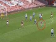 Tài năng trẻ West Ham lập hattrick tuyệt vời