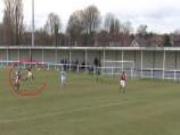 Siêu nhí U-11 Man City ghi siêu phẩm vào lưới U-11 M.U