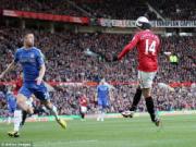 Cú đánh đầu siêu đẳng của Javier Hernandez