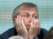 Chelsea bác tin ông chủ Abramovich bị FBI bắt giữ