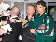 Ronaldo mang “đồ của Giggs” về Madrid