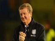 Tuyển Anh thắng siêu đậm, HLV Roy Hodgson lại "đau đầu"