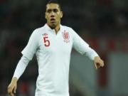 Smalling tròn 24 tuổi: Ngôi sao tương lai của Man United và ĐT Anh