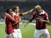 Xuất sắc cầm chân Milan. Napoli xây chắc ngôi nhì