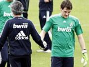Mối quan hệ Mourinho - Casillas: Có kẻ phải ra đi!