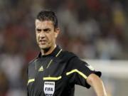 Trọng tài chính trận CK Champions League 2011 trên Wembley cầm còi trận Bayern - Barca