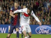 Kỹ thuật qua người siêu đỉnh của Iniesta