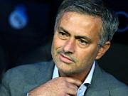 Jose Mourinho sẽ quay lưng với Chelsea và ở lại Real?