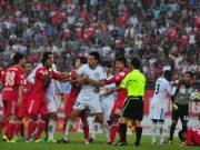 Vòng 5 V-League: Sai lầm của trọng tài và sự cố vỡ sân Vinh