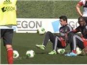 Isaac Cuenca thể hiện kỹ thuật cá nhân siêu đẳng