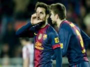 Con Fabregas chào đời giữa trận Barca - PSG