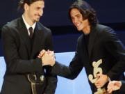 Juventus cần Cavani, không phải Ibra