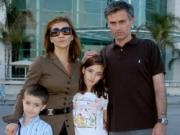 Gia đình Mourinho “gặp nạn” ở London