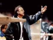 25 năm ngày Johan Cruyff bắt đầu viết nên trang sử huy hoàng tại Barca