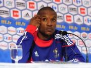 Abidal chính thức thông báo sẽ chia tay Barca