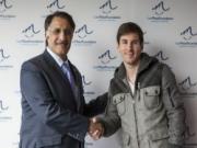 Nghỉ đến hết mùa giải, Messi sang Qatar hoạt động từ thiện