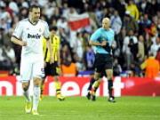 David Moyes rước Benzema về thay Rooney?