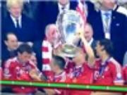 Nhảy quá sung, Mandzukic làm mất Huy chương Vàng Champions League