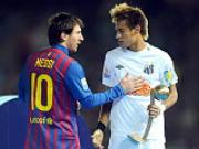 Neymar hỗ trợ hay thay thế Messi?