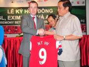 Phía Arsenal sẽ mang đội hình mạnh nhất đến Việt Nam