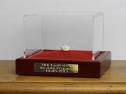 Mẩu kẹo cao su cuối cùng của Ferguson được đấu giá tiền tỉ