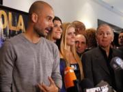 Pep Guardiola cương quyết nói "không" với Barca